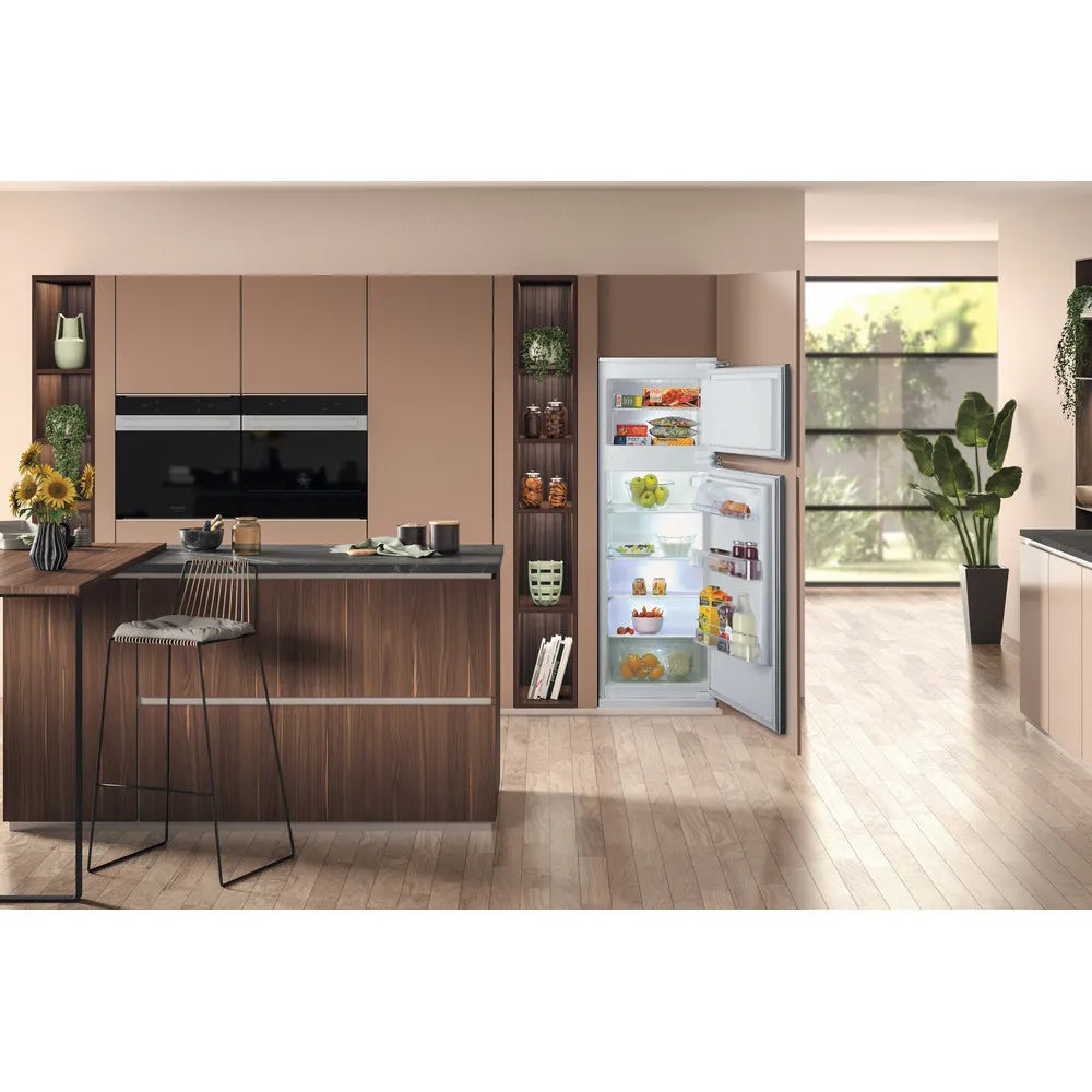 Frigorifero doppia porta da incasso Hotpoint Ariston: - BDFS 2422